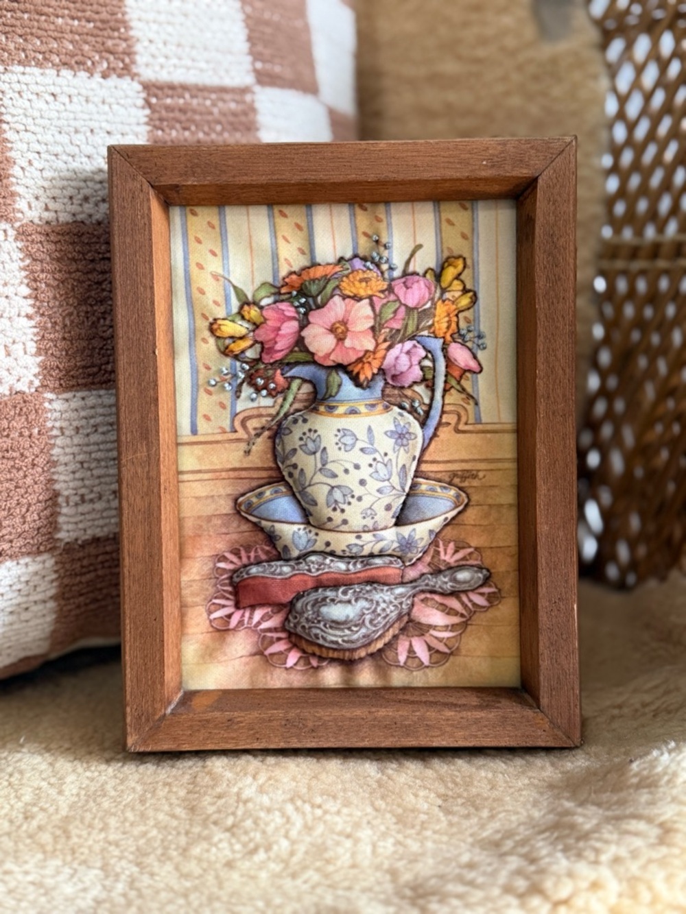 VINTAGE | puffy quilted embroidery art (A)
